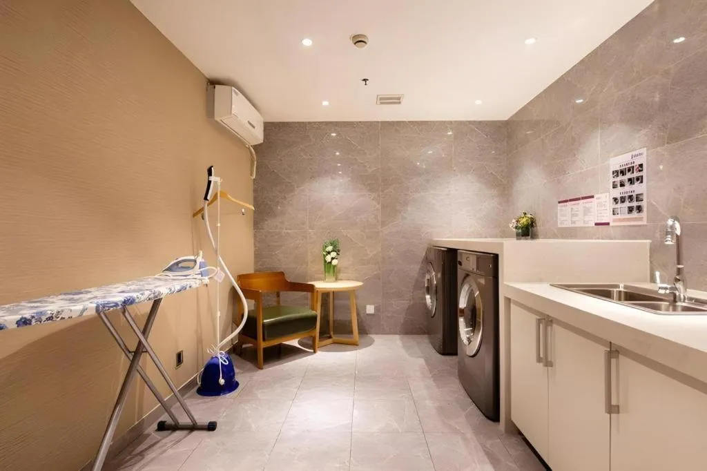 Yitel Collection Shenyang Imperial Palace Zhongjie Metro Station