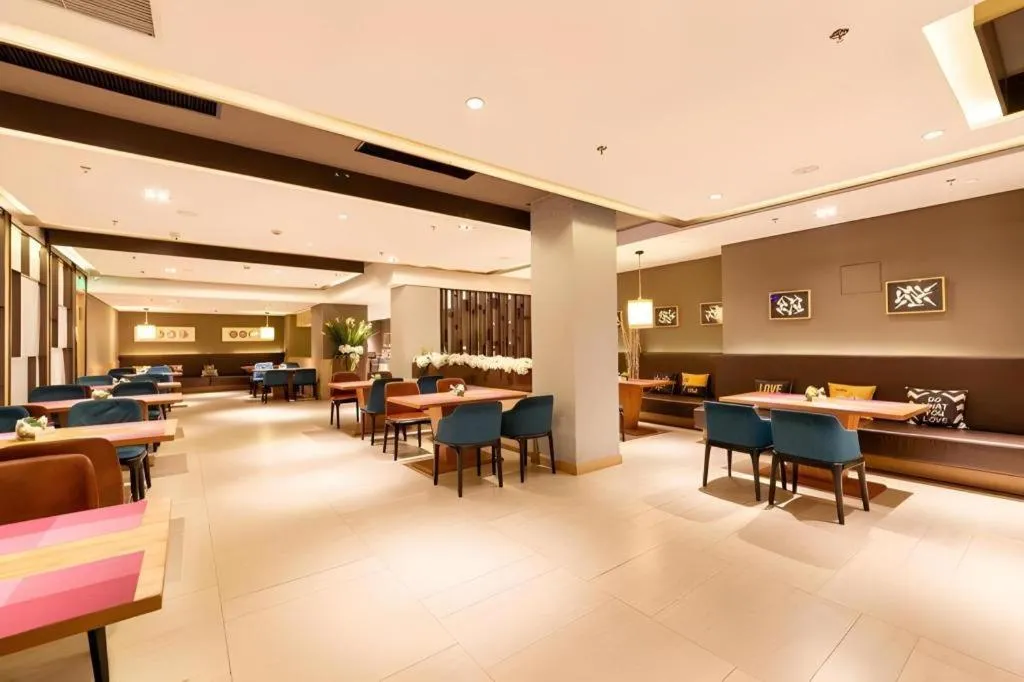 Yitel Collection Shenyang Imperial Palace Zhongjie Metro Station