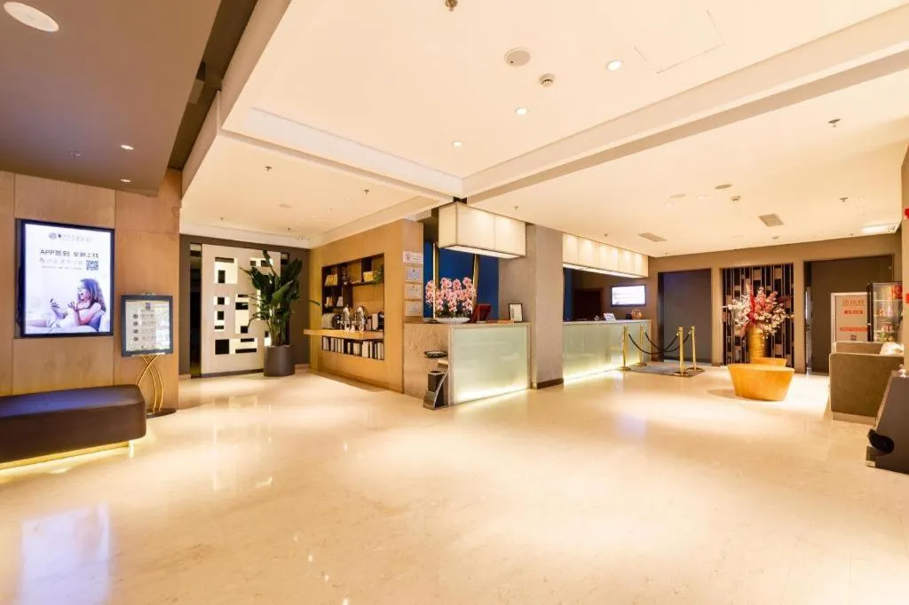 Yitel Collection Shenyang Imperial Palace Zhongjie Metro Station