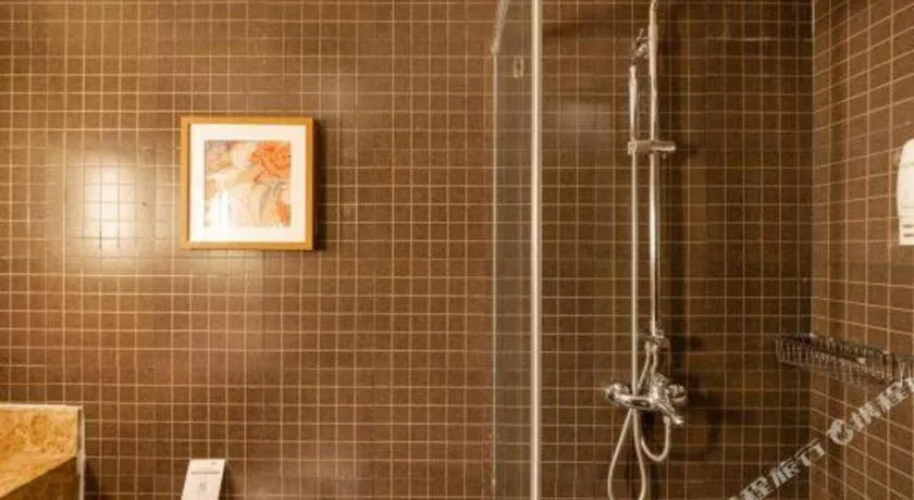 Yitel Collection Shenyang Imperial Palace Zhongjie Metro Station