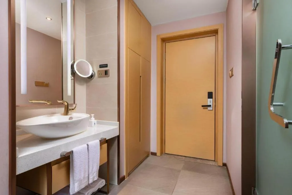 Lavande Hotel Zhongshan Dayong Rosewood Cultural Expo City