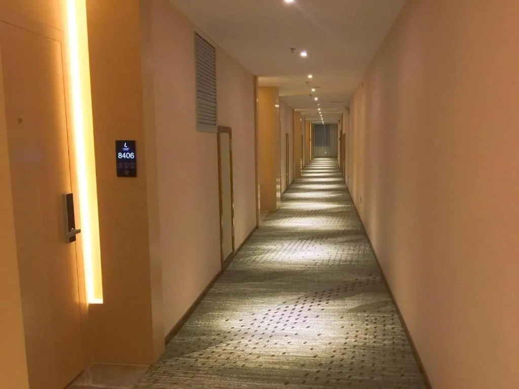 Lavande Hotel Zhongshan Dayong Rosewood Cultural Expo City