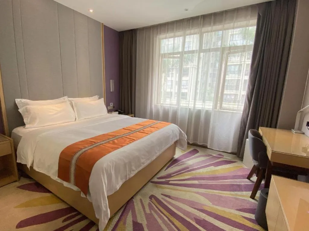 Bed in Lavande Hotel Zhongshan Dayong Rosewood Cultural Expo City