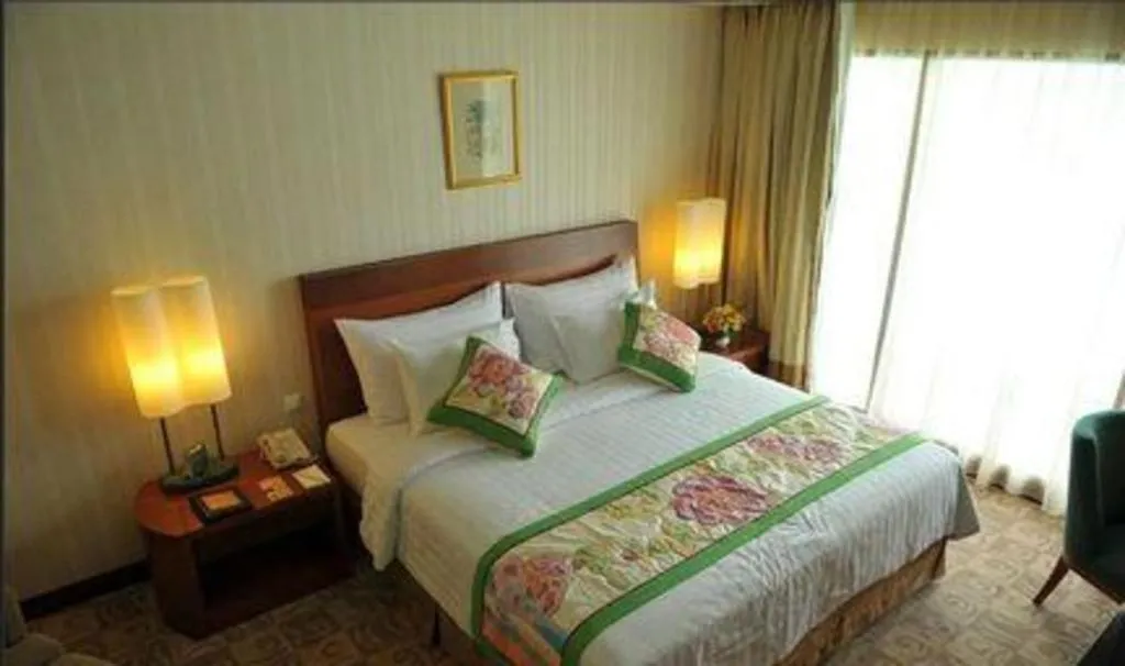 Bed in Labersa Grand Hotel &Convention Center