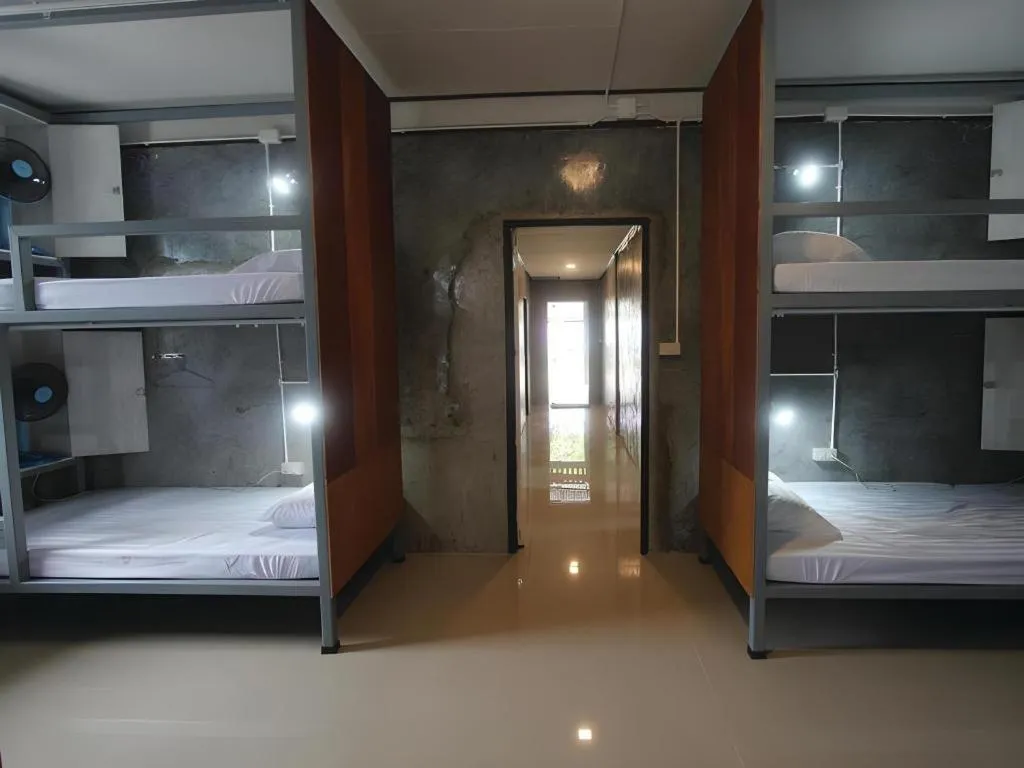 Bed in Chomjan Hostel