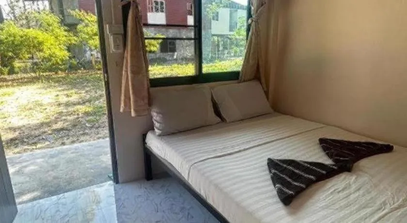 Bed in Chomjan Hostel