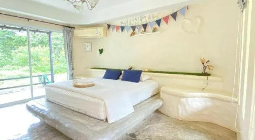 Bed in Dandelion Resort