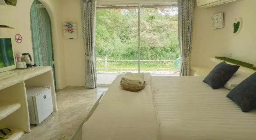 Bed in Dandelion Resort