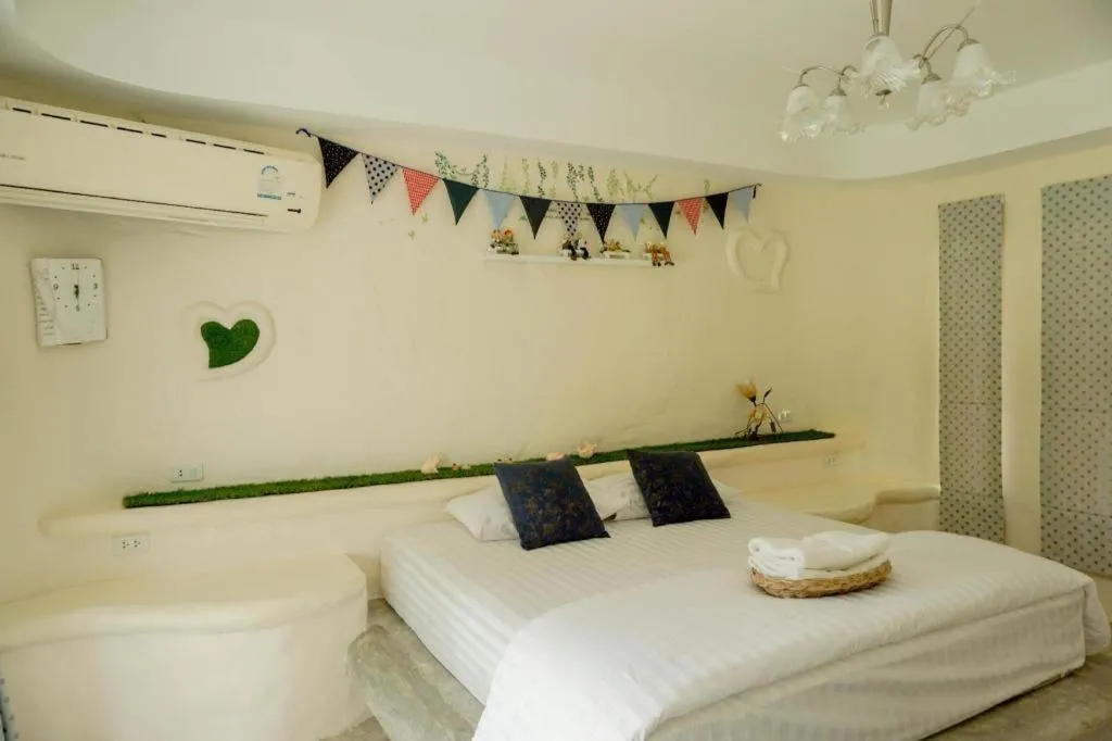 Bed in Dandelion Resort