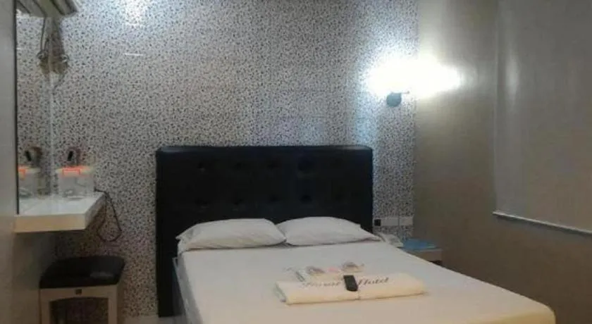 Bed in Jardin de Rosal Hotel