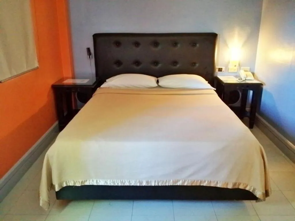 Bed in Jardin de Rosal Hotel