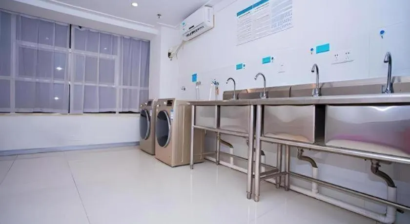 Bed in City Comfort Inn Wuhan Jiangxia