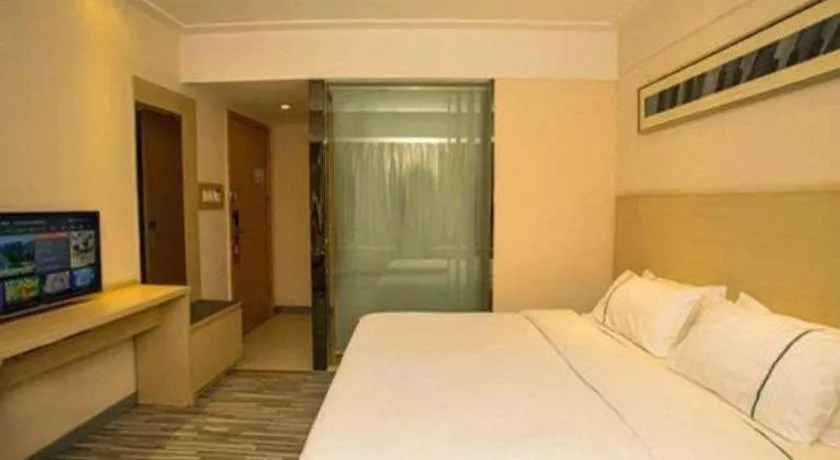 Bed in City Comfort Inn Wuhan Jiangxia