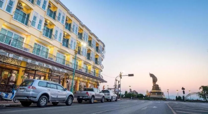 LANDMARK NAKHONPHANOM HOTEL