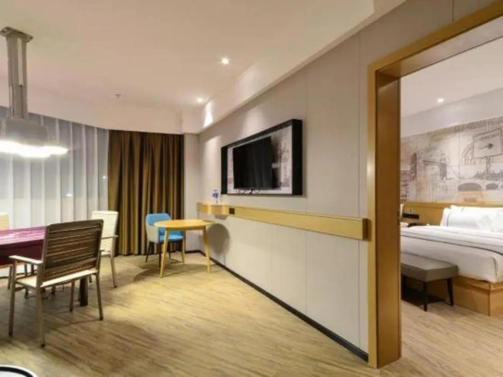 Bed in City Comfort Inn Chongqing Jiangbei Airport T3 Terminal