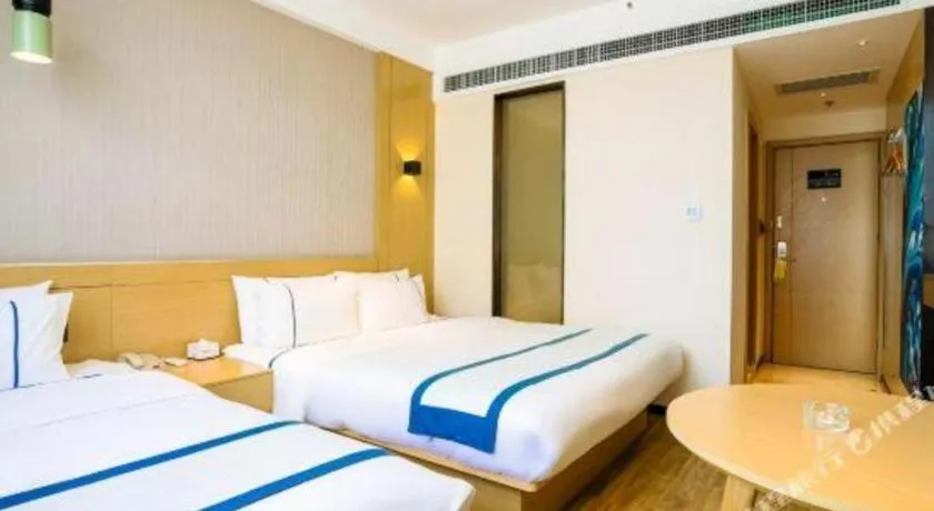 Bed in City Comfort Inn Chongqing Jiangbei Airport T3 Terminal