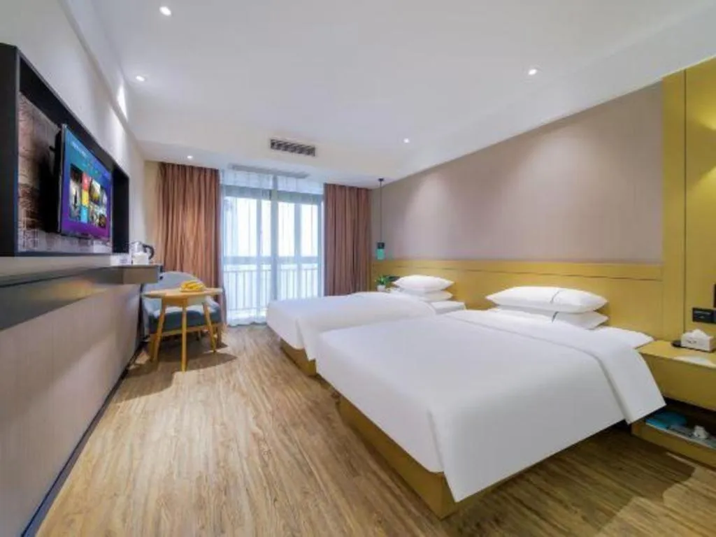 Bed in City Comfort Inn Chongqing Jiangbei Airport T3 Terminal