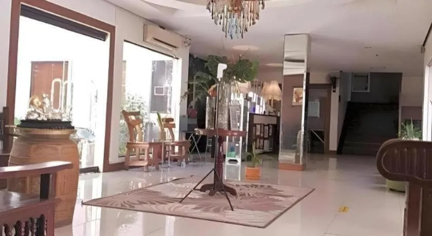 Rich Manor Pension House