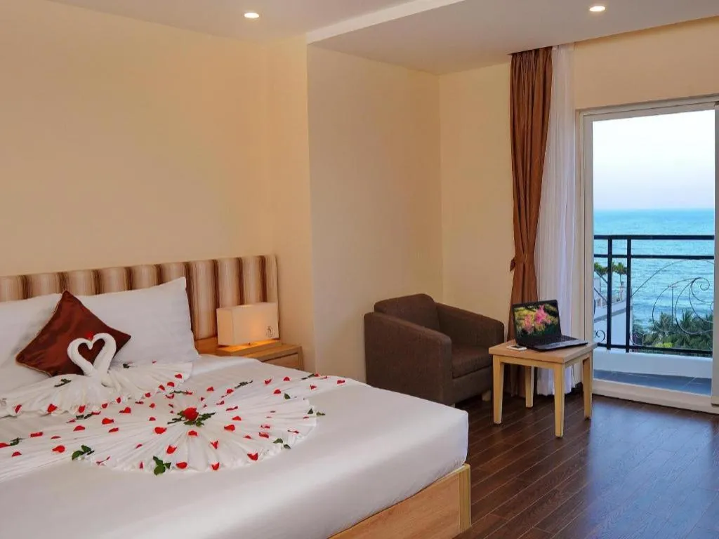 Bed in Begonia Nha Trang Hotel