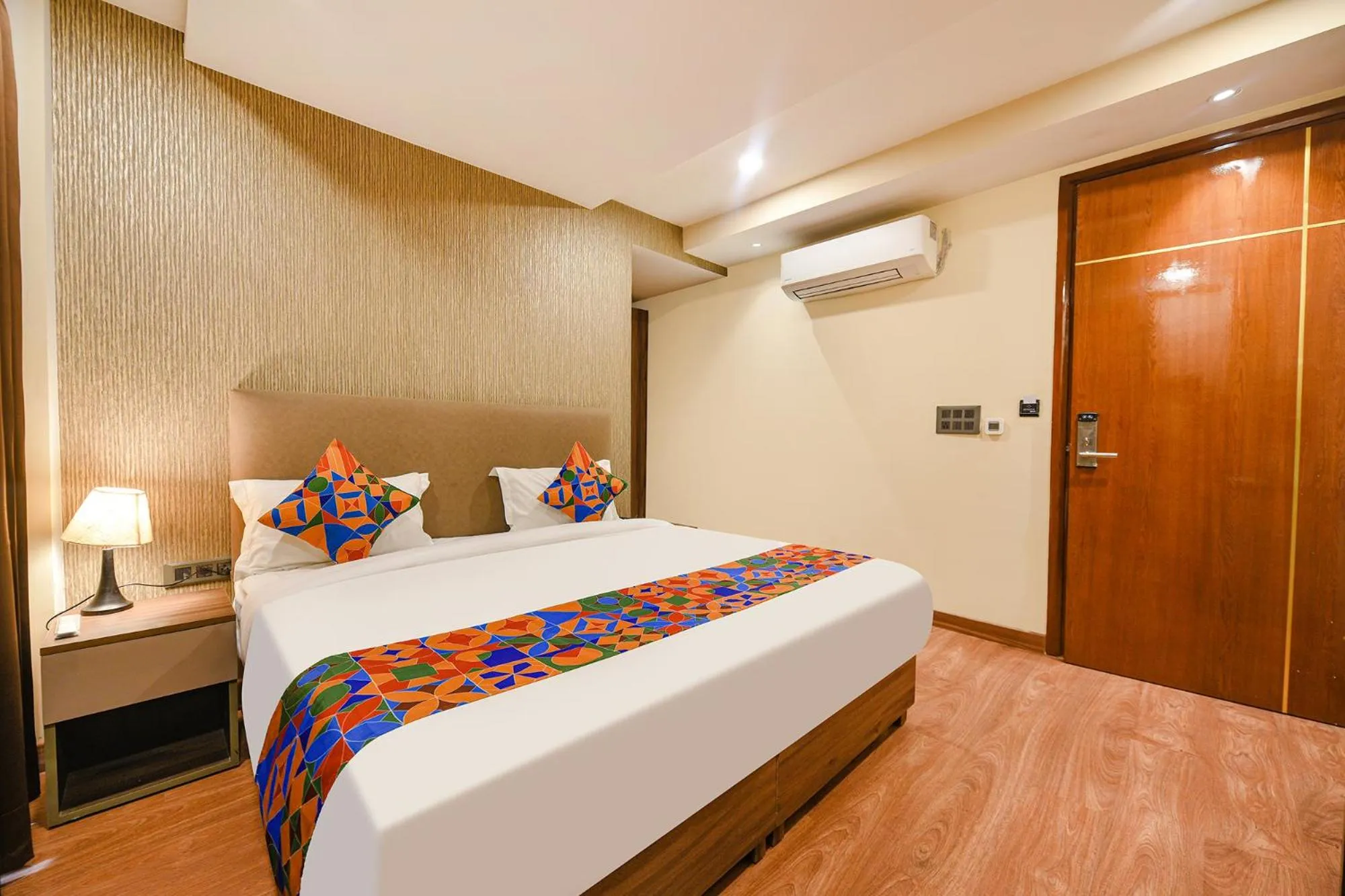 Bed in FabHotel Prime Blest Park Near Yashobhoomi Convention Centre
