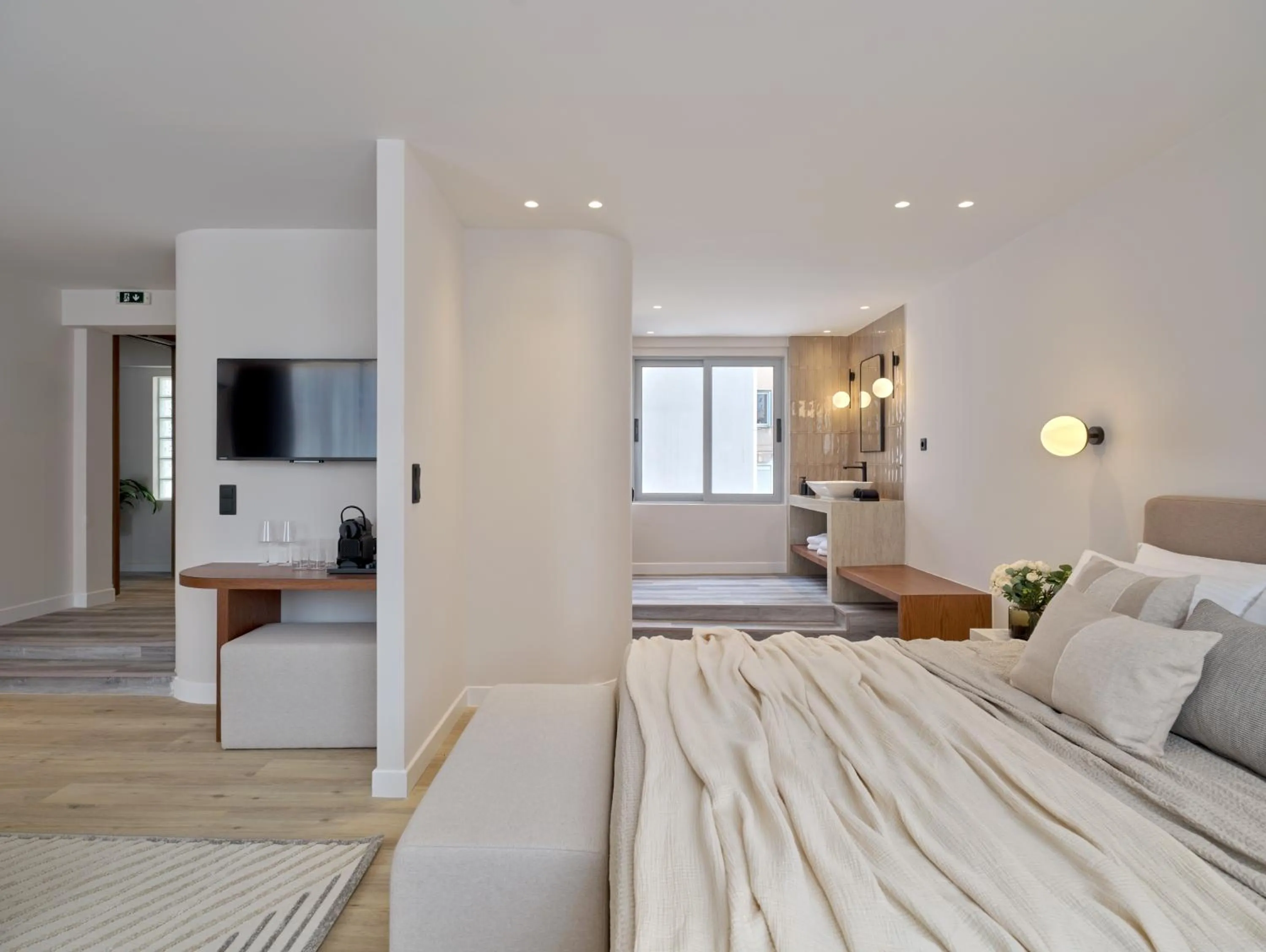 Photo of the whole room, Bed in Haya Athens Loftie Suites