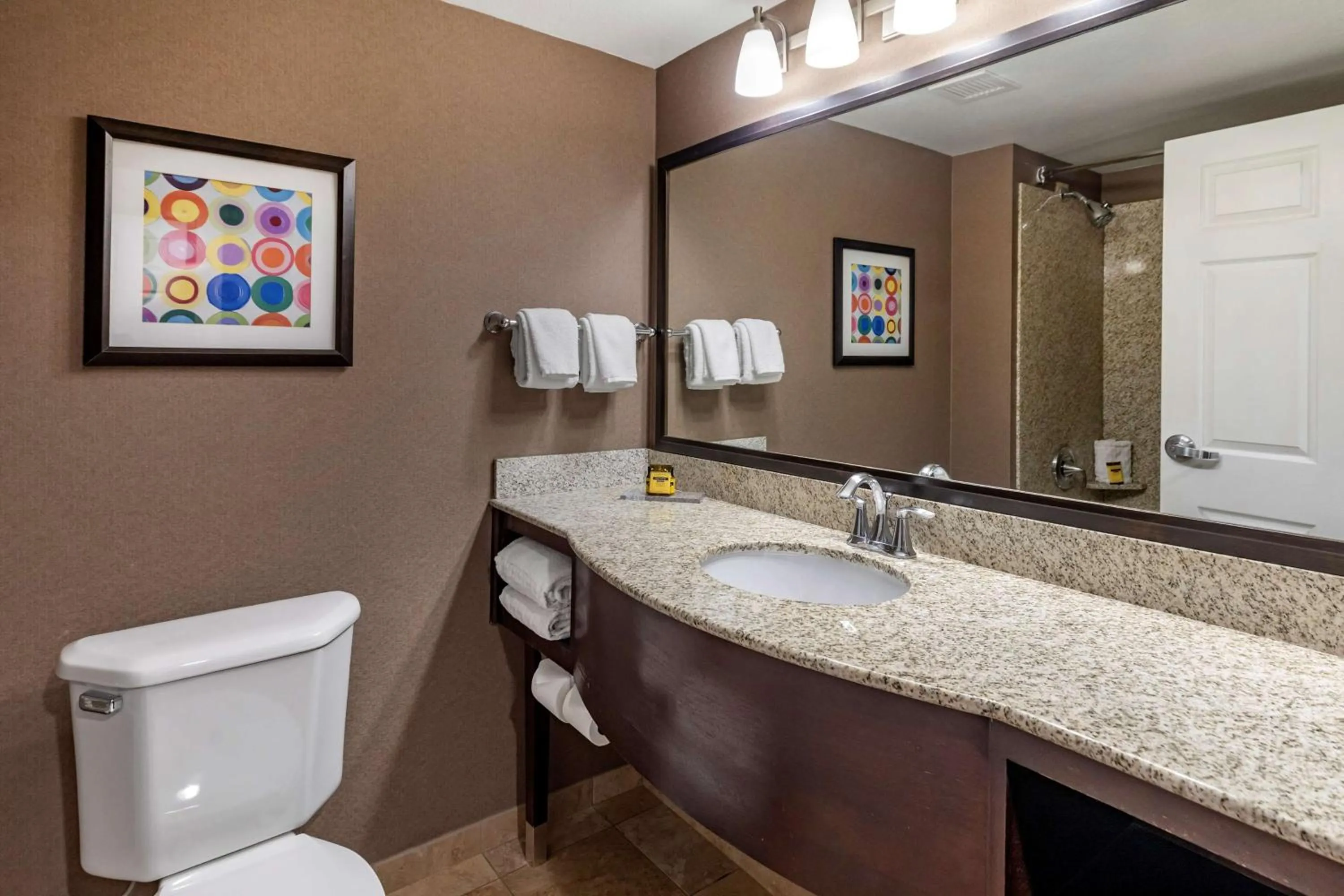 Bathroom in Best Western Plus Las Vegas South Henderson