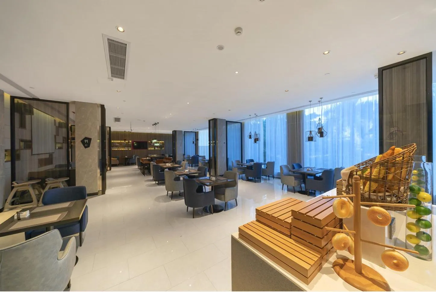 Restaurant/places to eat in Echarm Hotel Haikou Zhongshan South Road East High Speed Railway Station