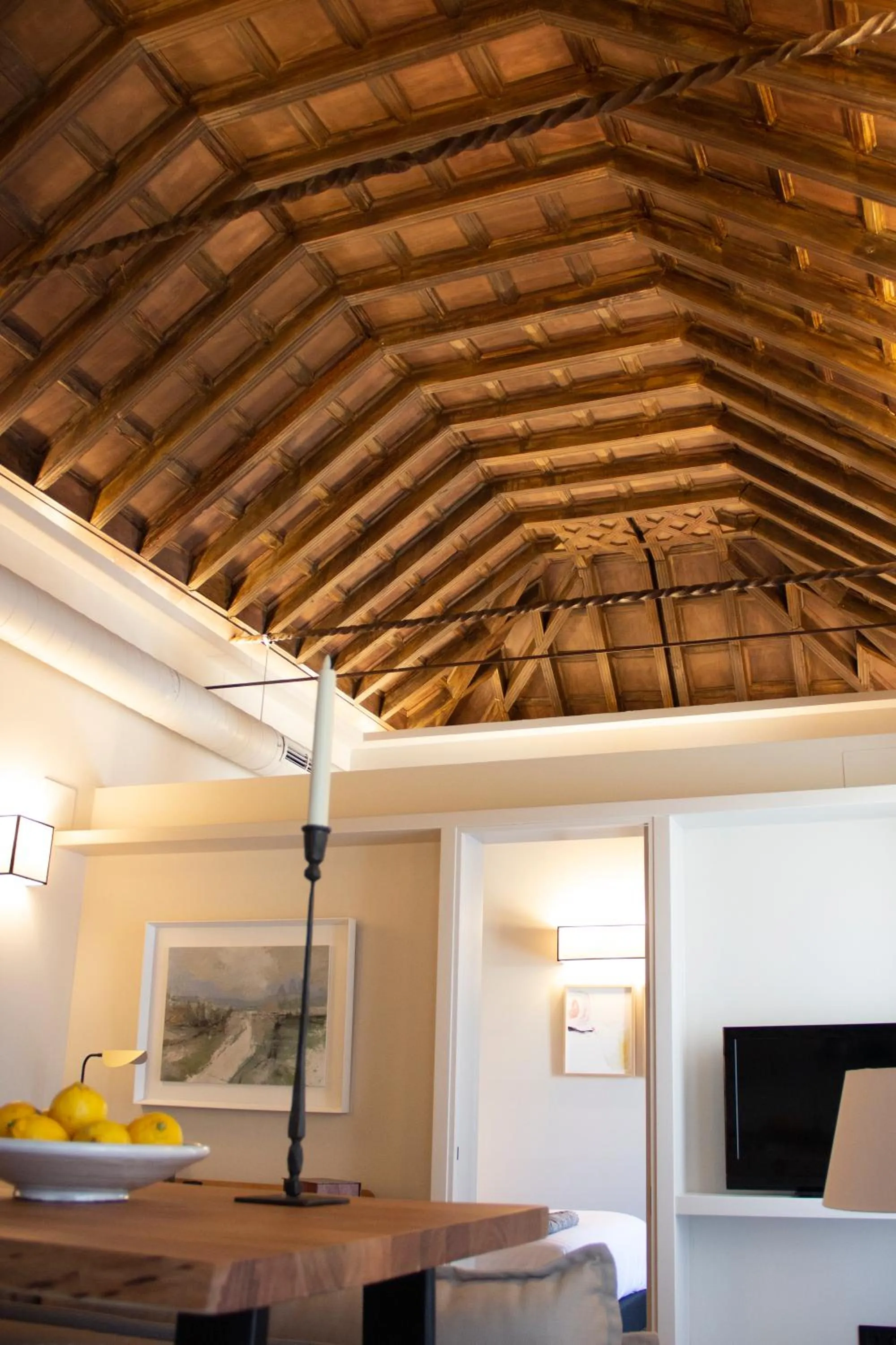 Photo of the whole room in Puerta de la Ribera Suites