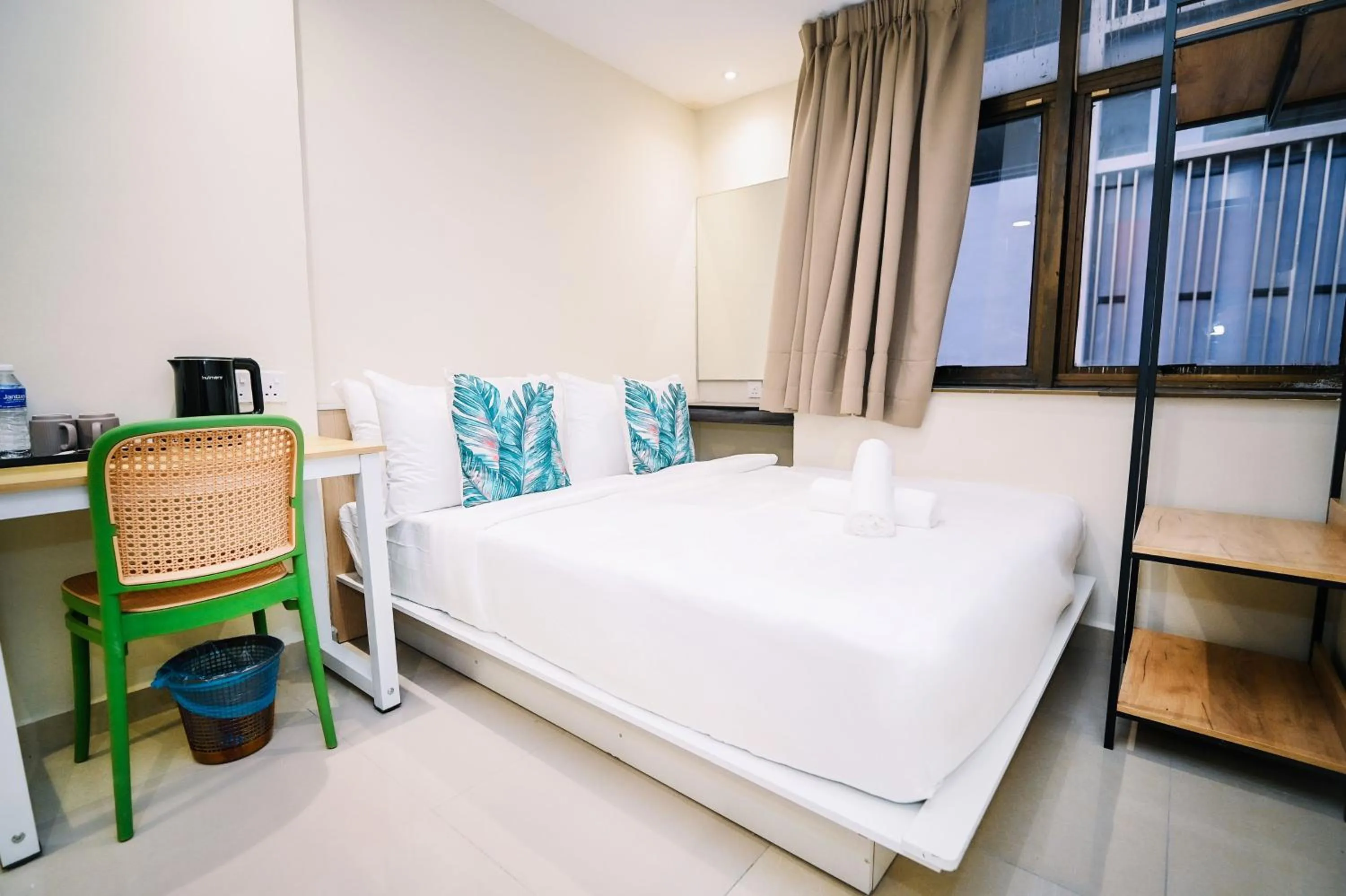 Bed in Swing & Pillows - Times Square, Bukit Bintang