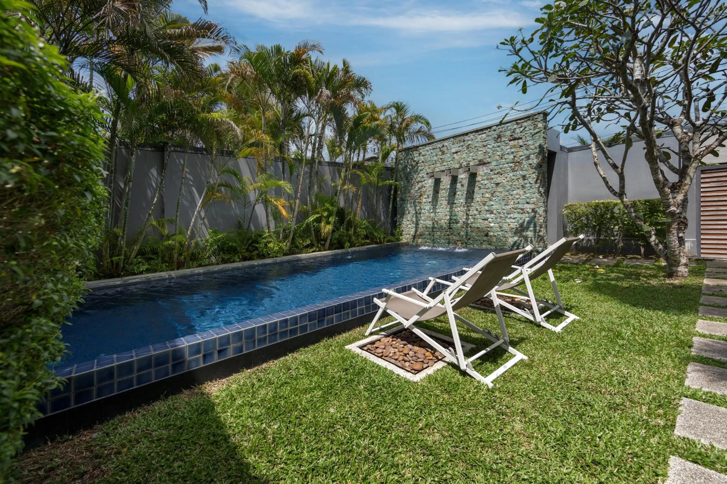 Saiyuan Estate by TropicLook