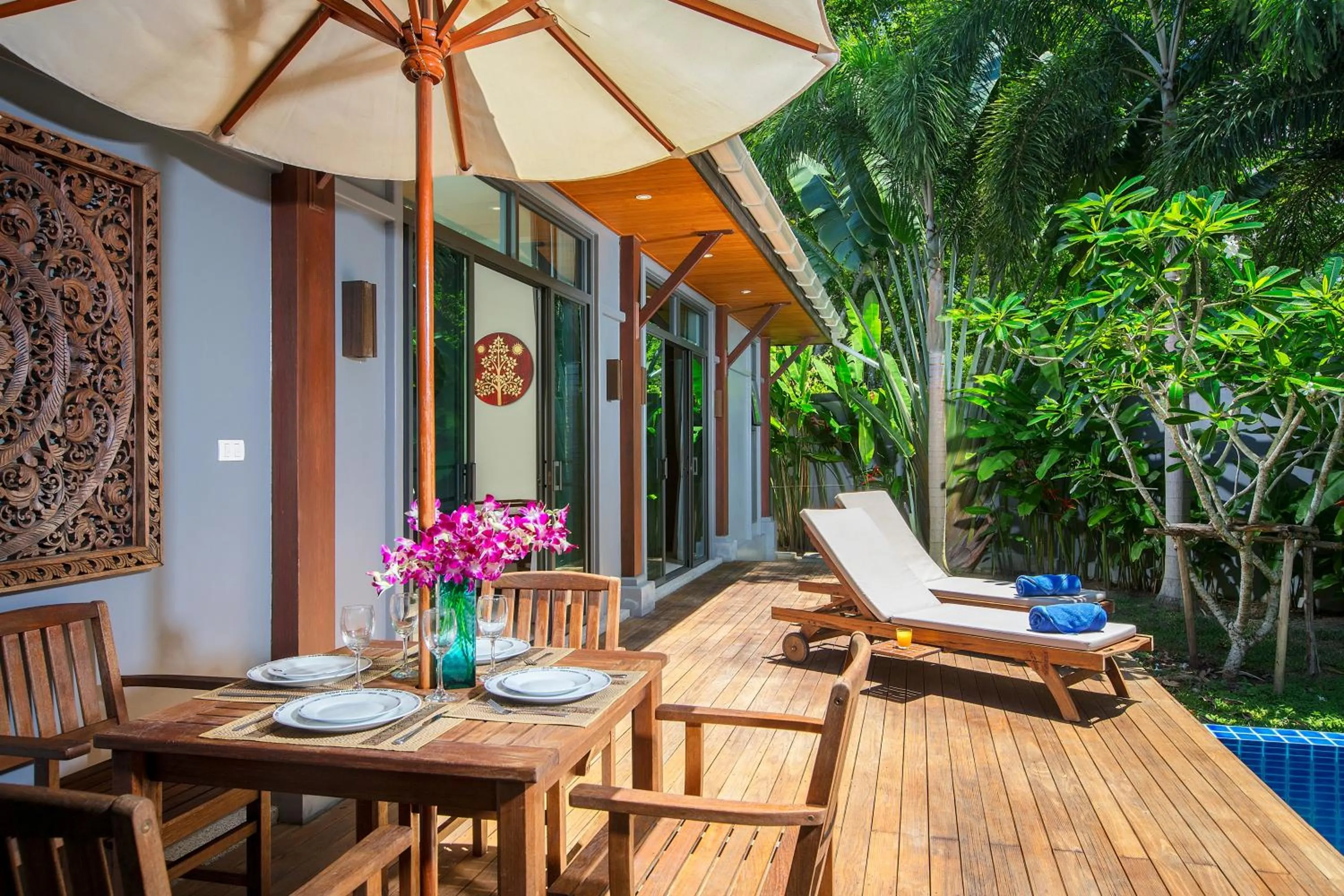 Saiyuan Estate by TropicLook