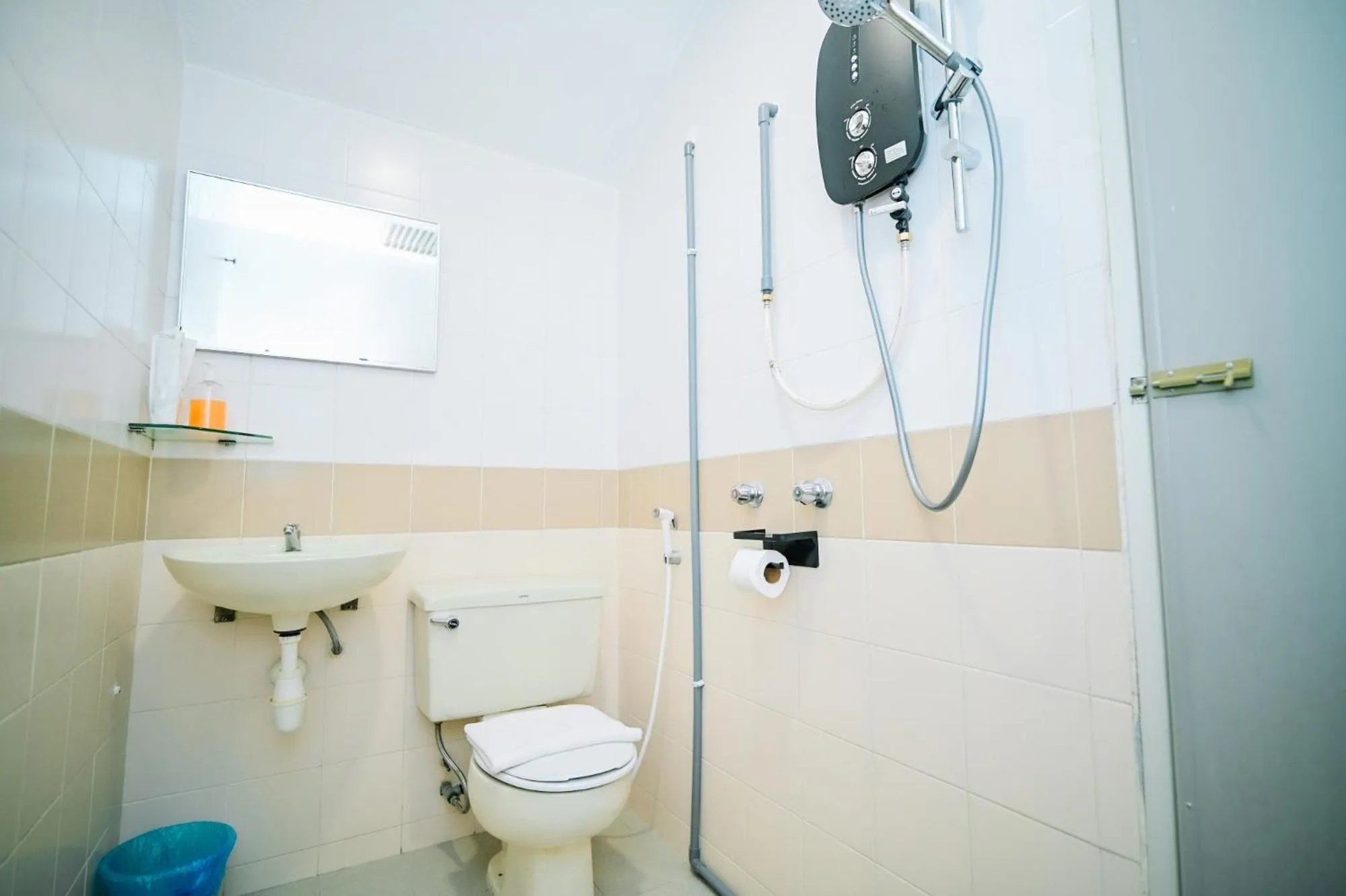 Swing & Pillows - Chinatown Kuala Lumpur