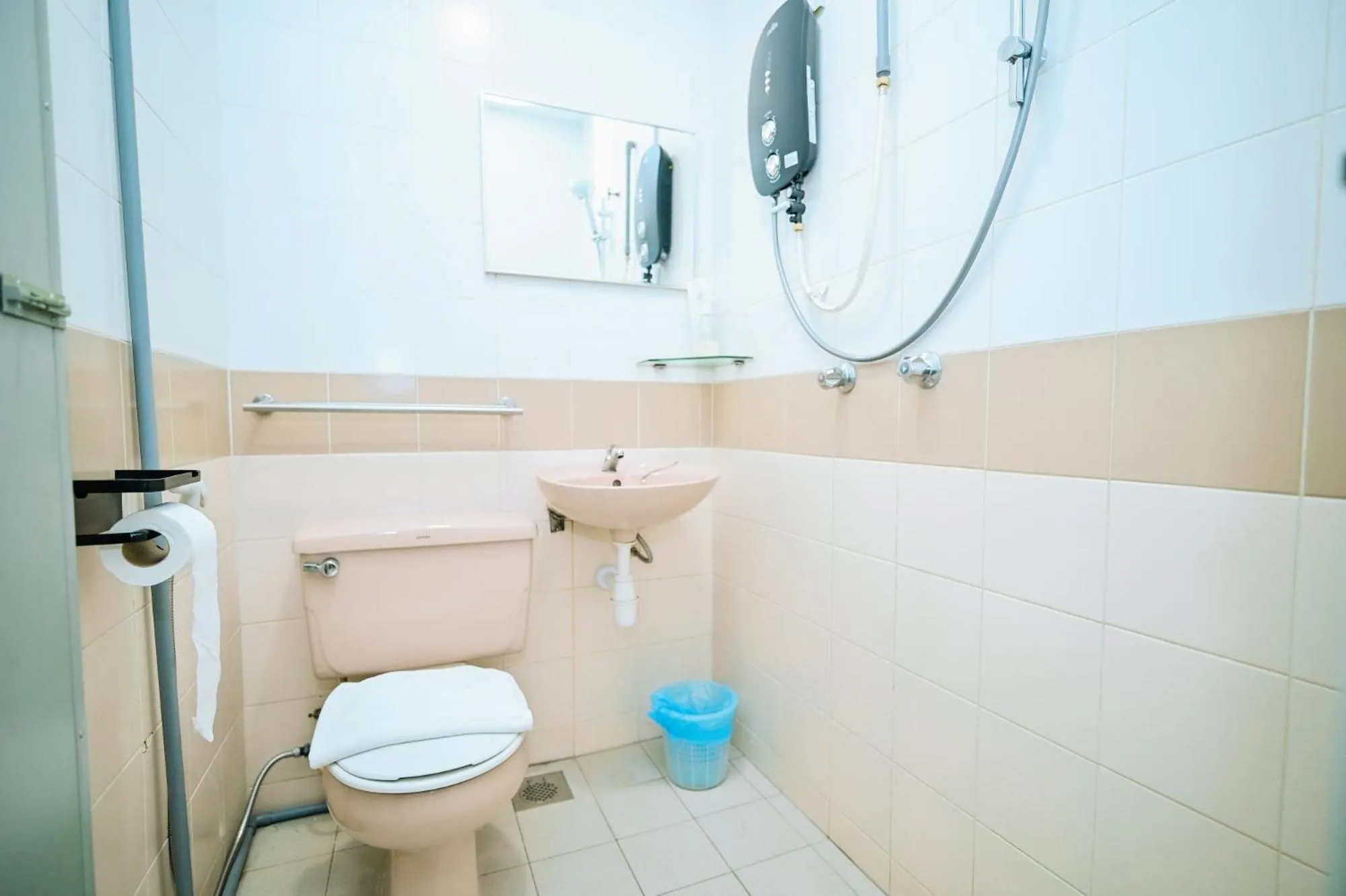 Swing & Pillows - Chinatown Kuala Lumpur