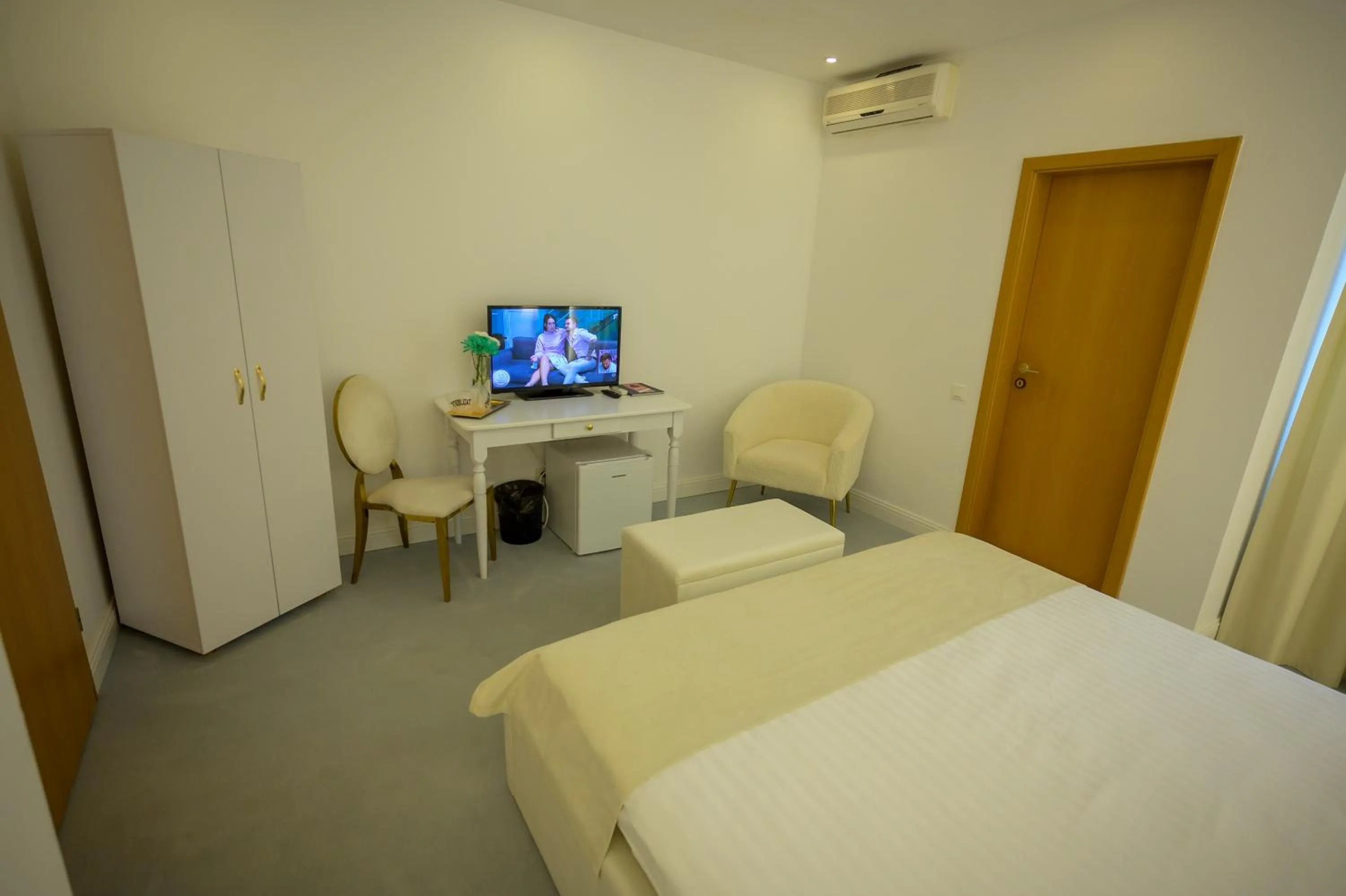 Bed in Hotel Queen Vera