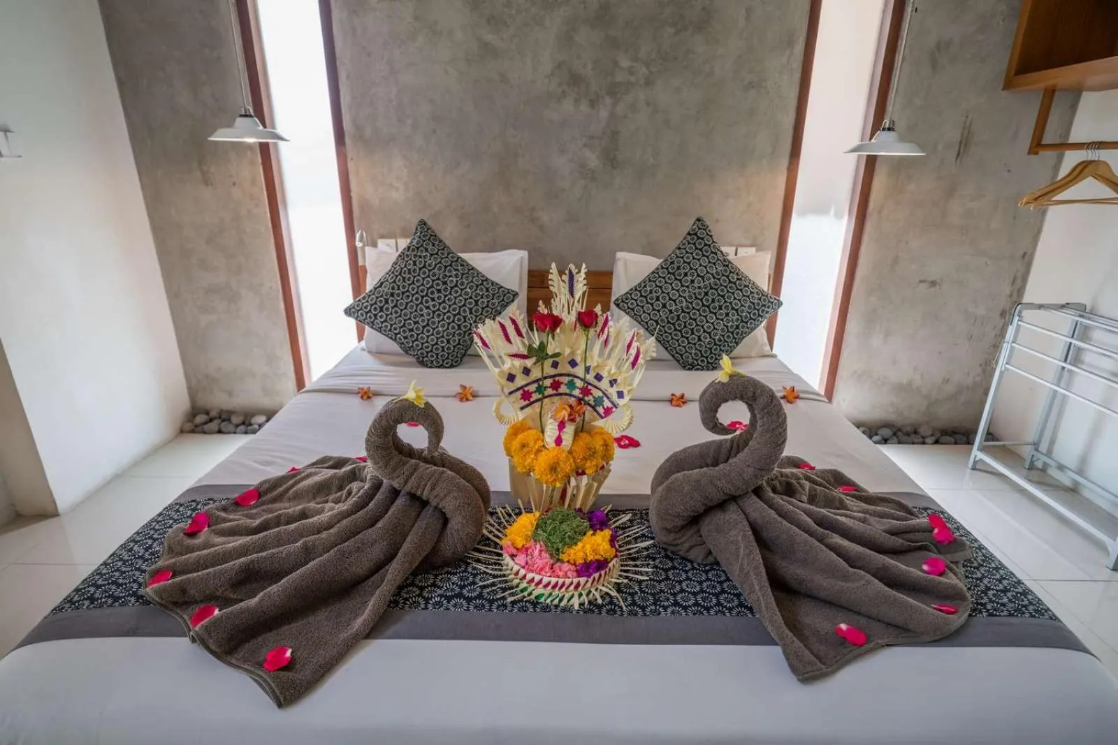 Bed in Yarama Cottages