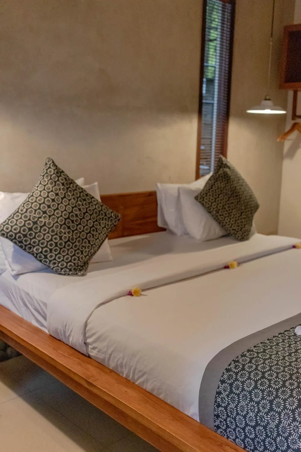 Bed in Yarama Cottages