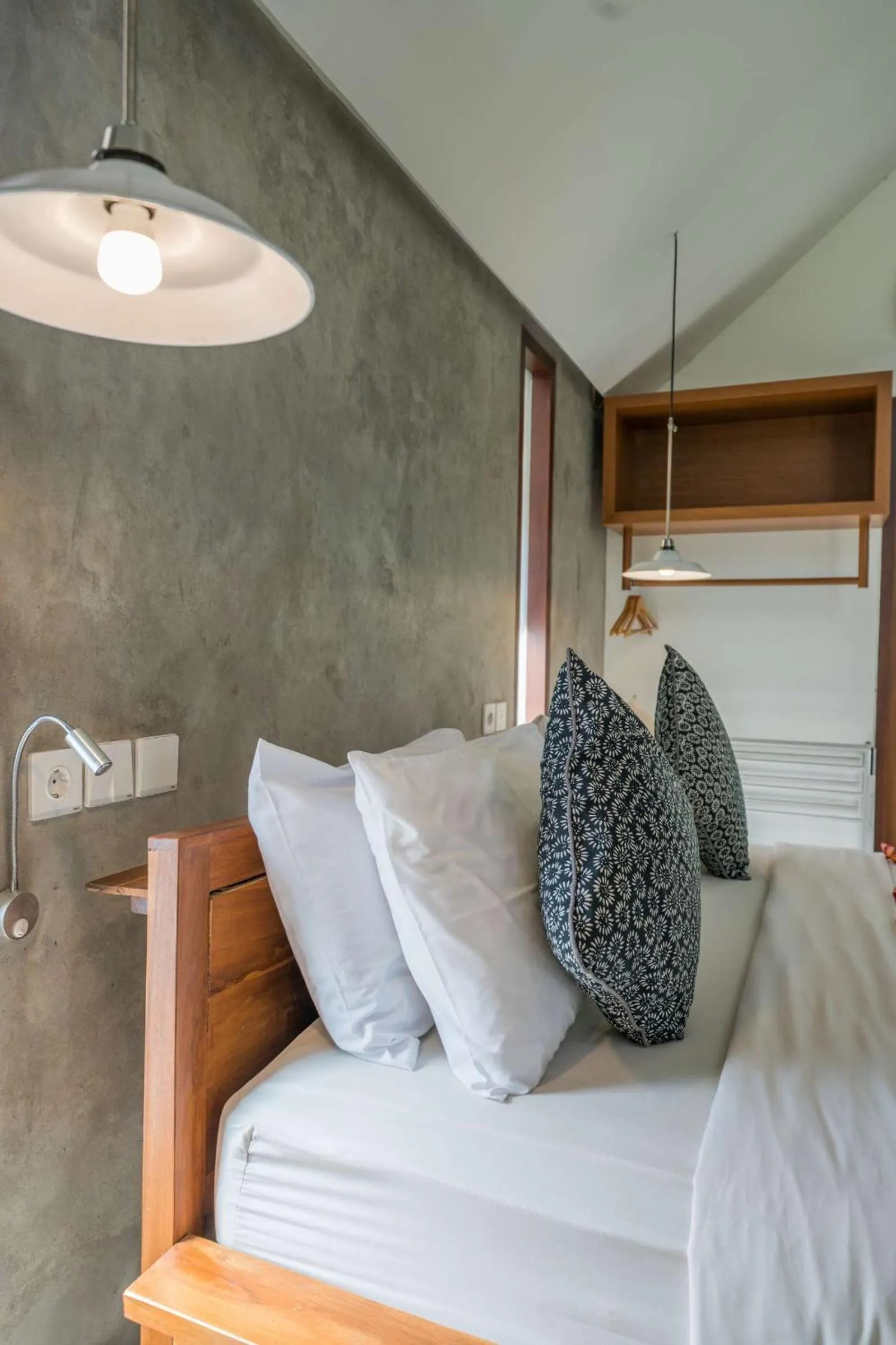 Bed in Yarama Cottages