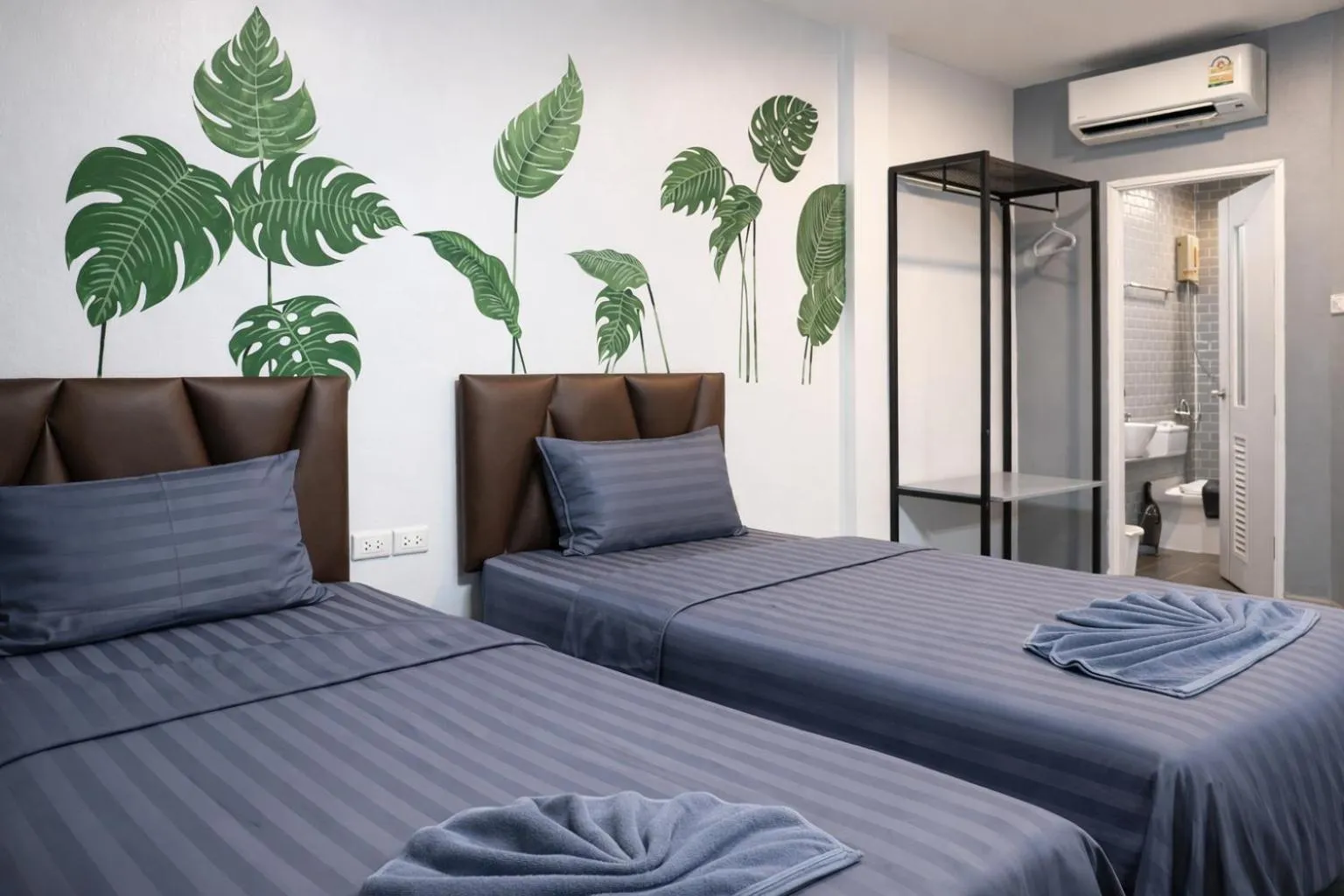 Bed in My Friends Hotel