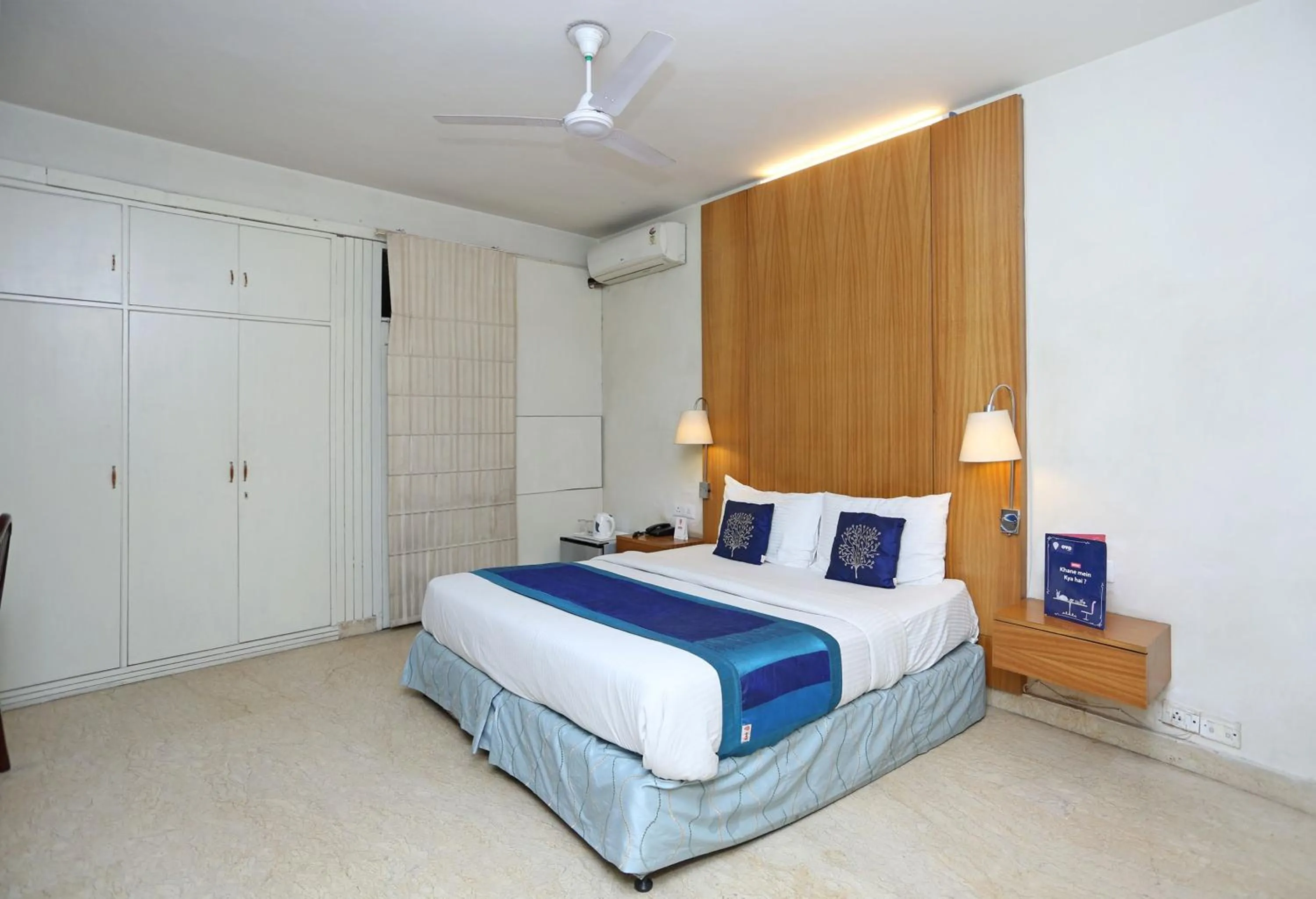 Bedroom, Bed in Hotel O Gem 92