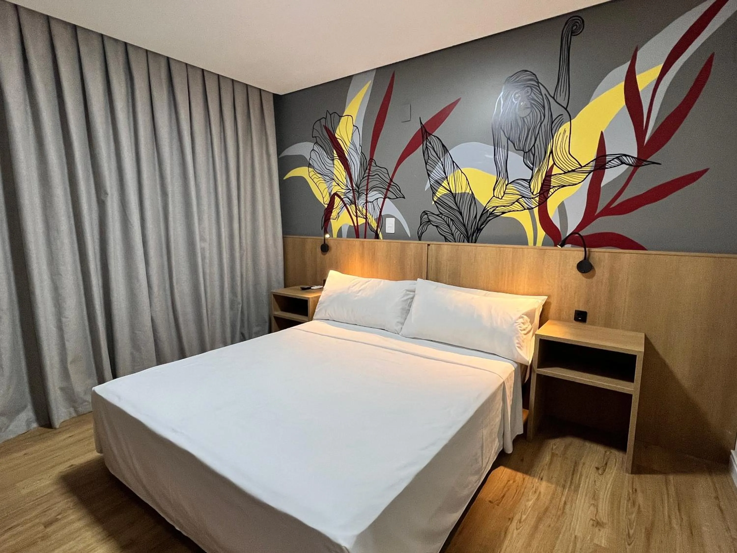 Photo of the whole room, Bed in Ramada Encore Ponta Grossa