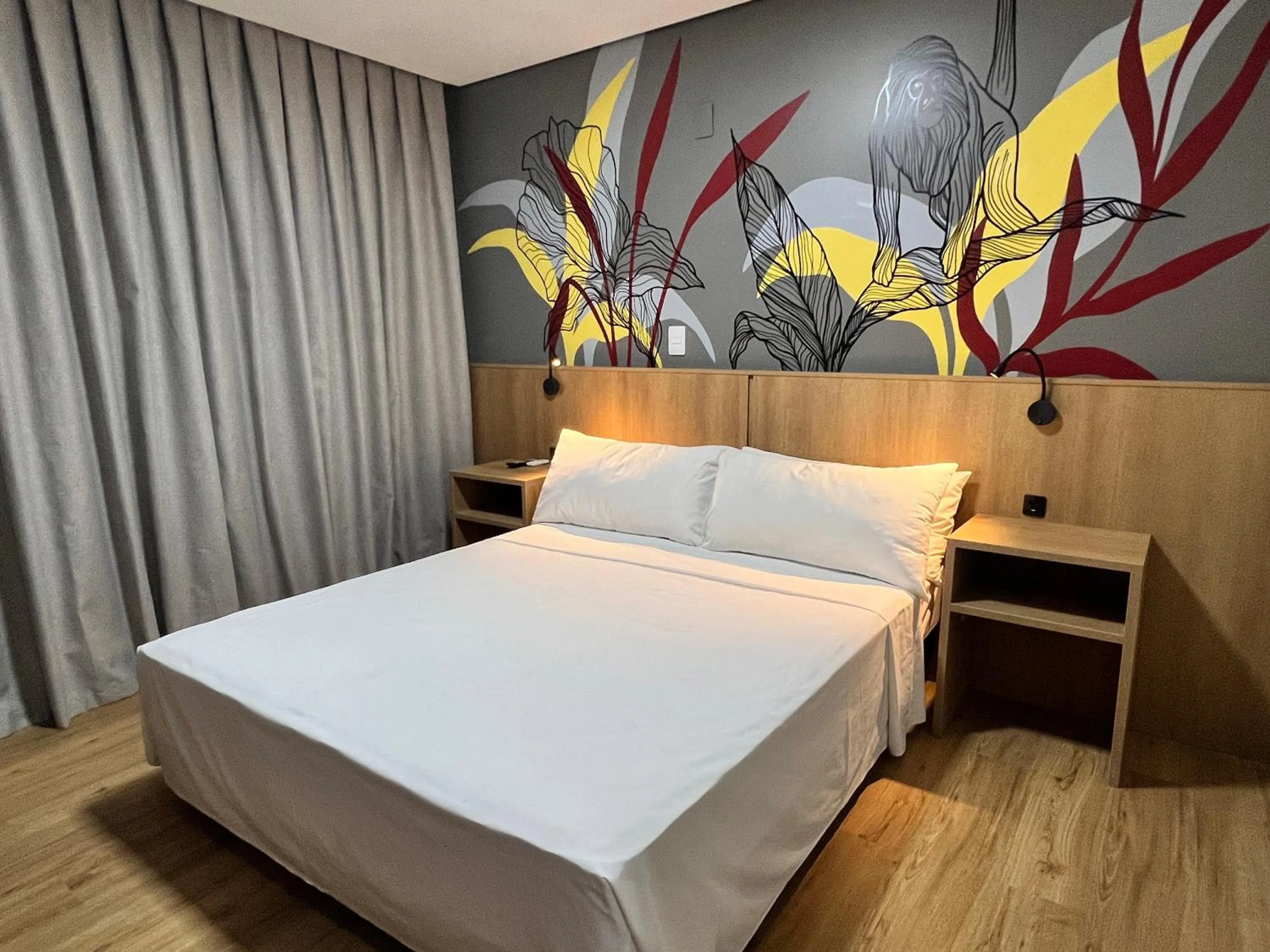 Bedroom, Bed in Ramada Encore Ponta Grossa