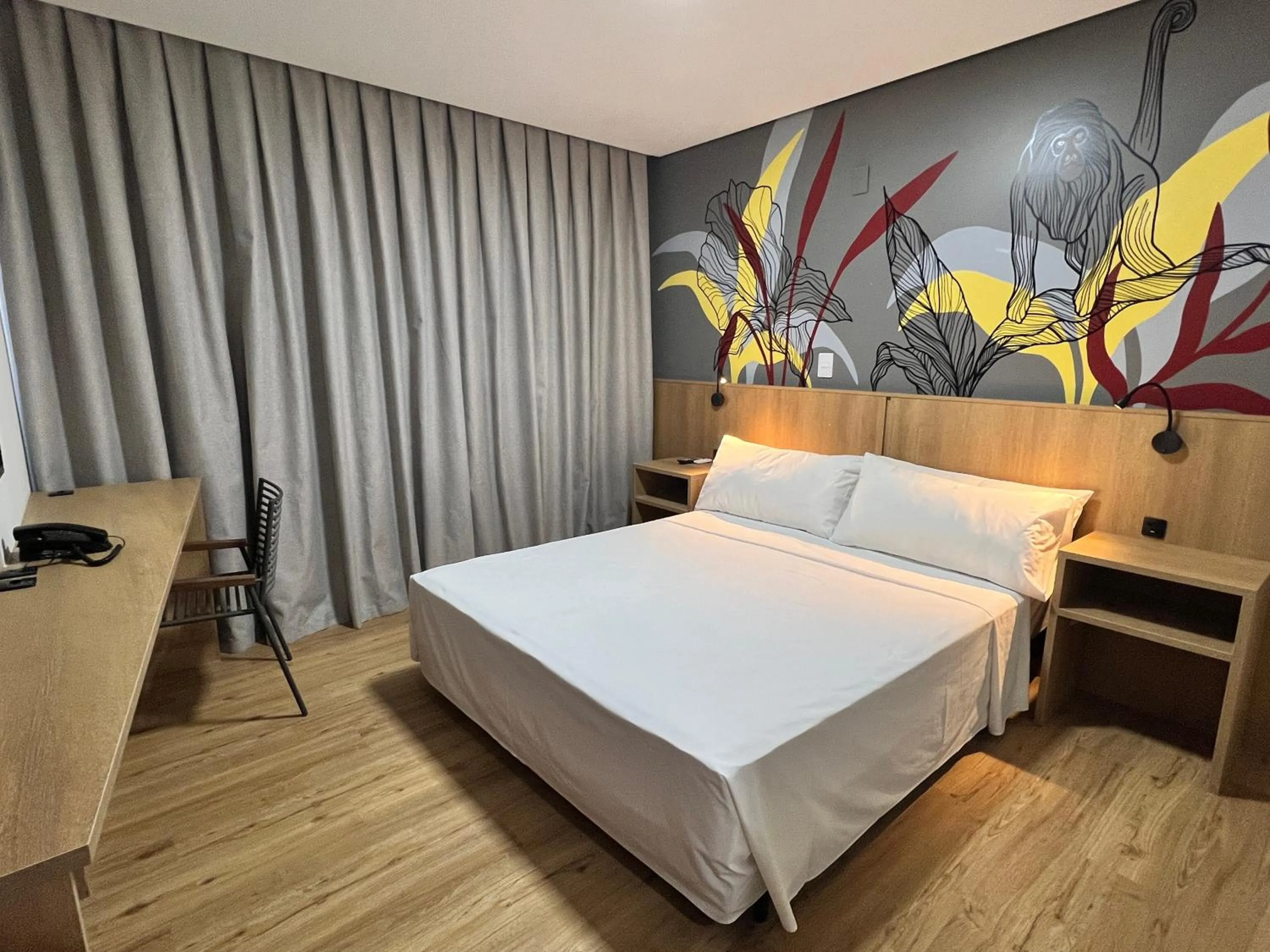 Bed in Ramada Encore Ponta Grossa