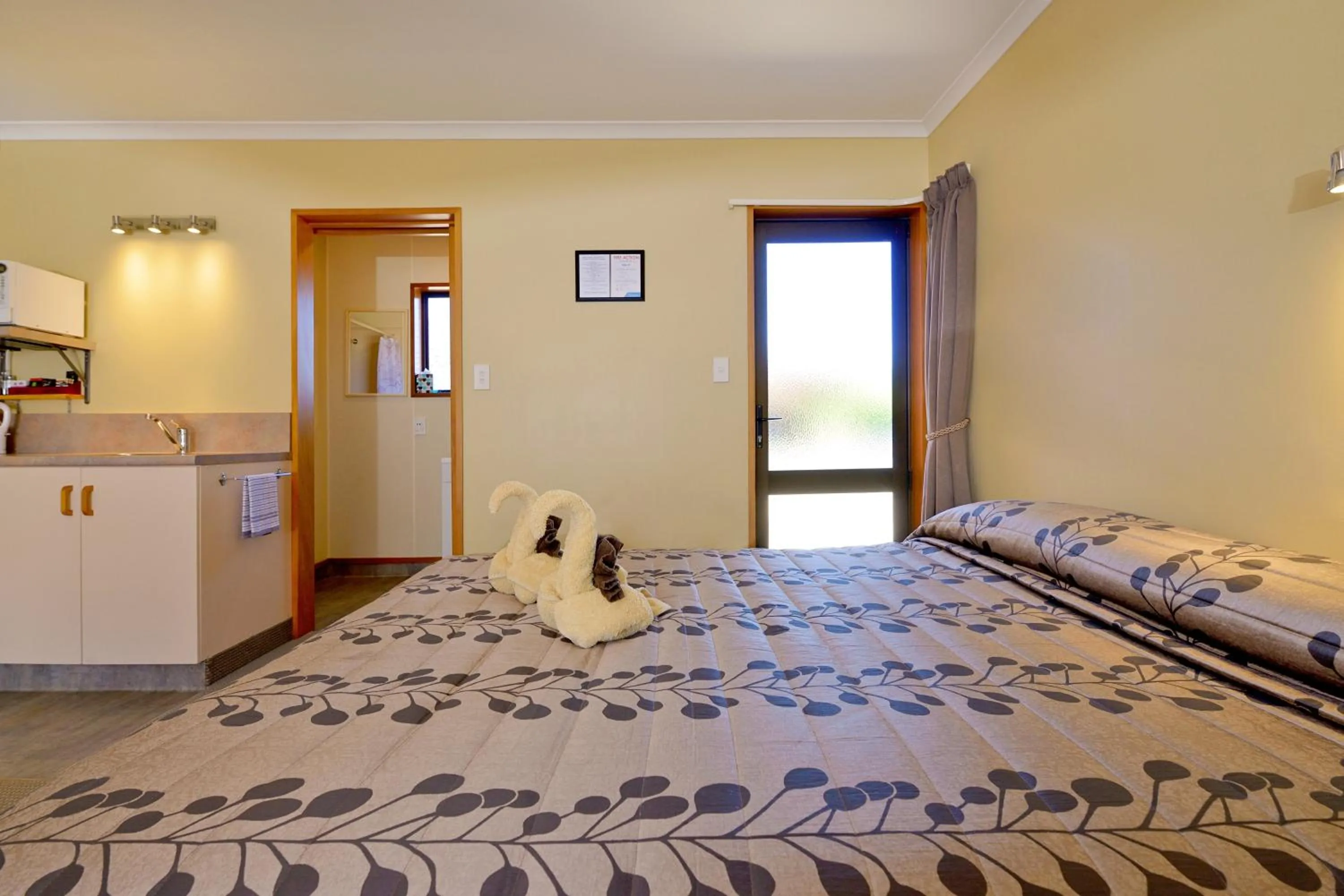 Bed in Mosgiel Regency Motel