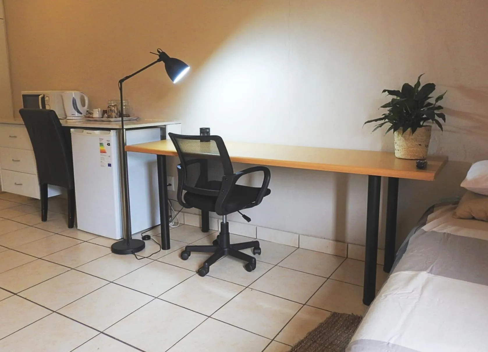 Seating area in 122 on Krantzview previously BizAfrika Guest Lodge