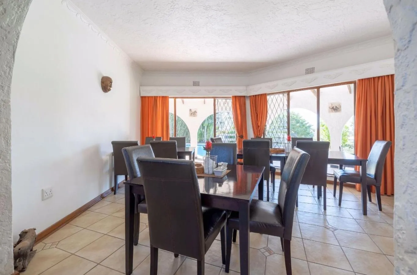 Seating area in 122 on Krantzview previously BizAfrika Guest Lodge