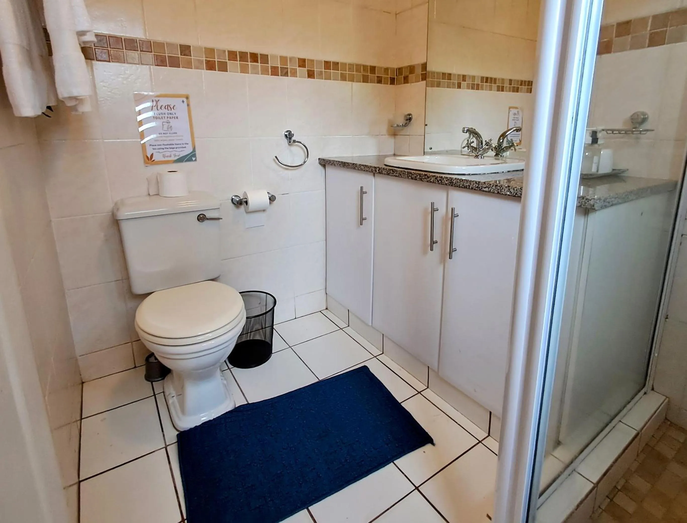 Shower in 122 on Krantzview previously BizAfrika Guest Lodge