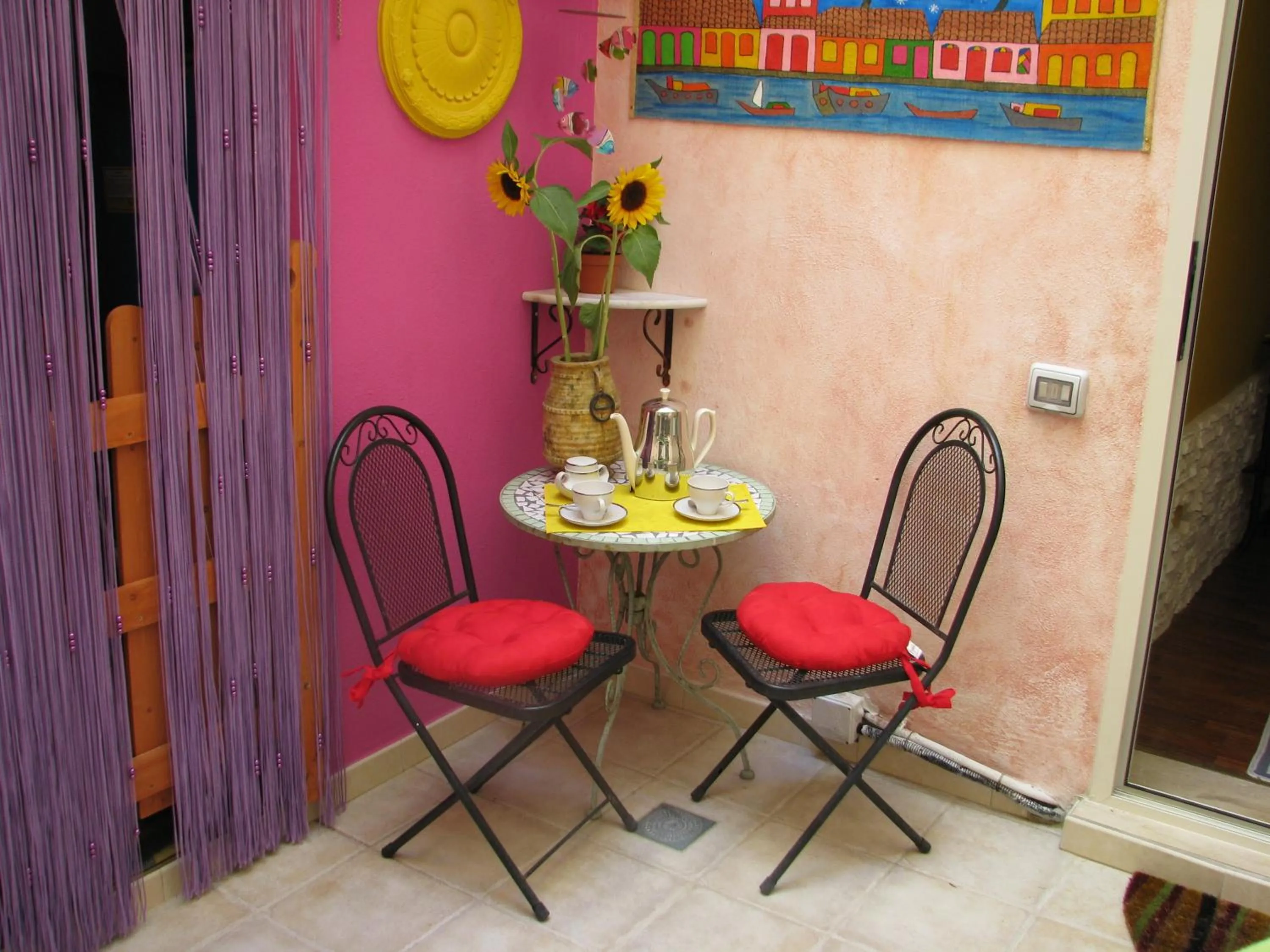 Decorative detail in La Posadina House a Cagliari Locazioni turistiche brevi