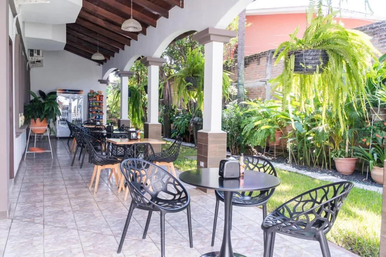 Restaurant/places to eat in Hotel Boutique Nueva Valladolid