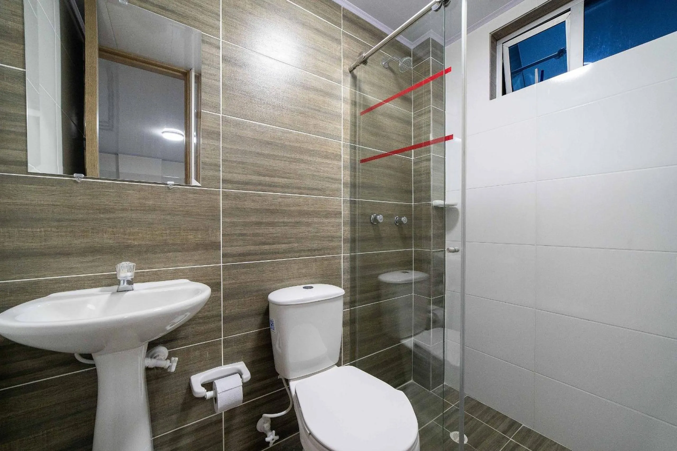 Toilet in Hotel Doxa