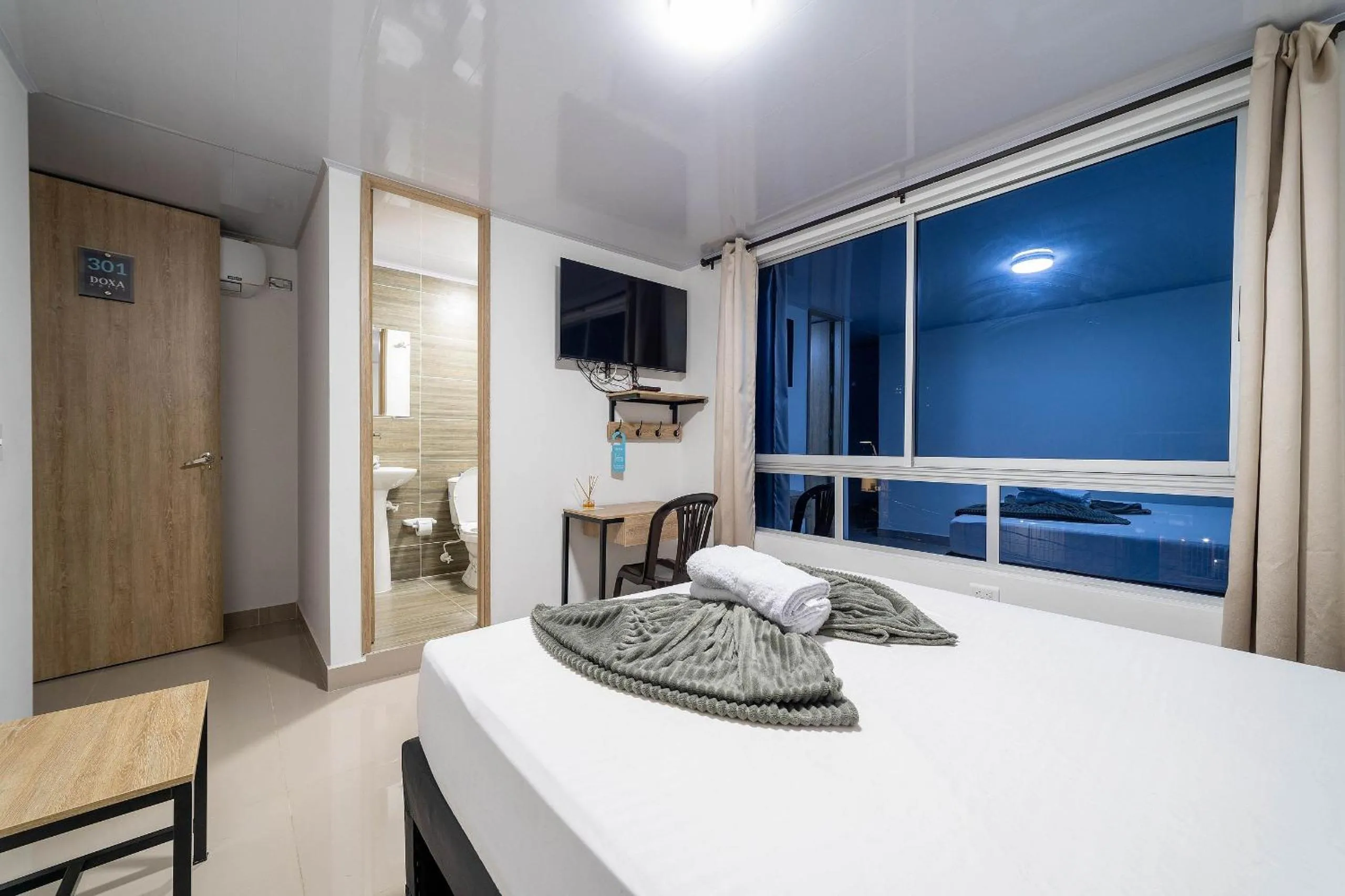 Photo of the whole room, Bed in Hotel Doxa